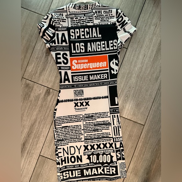 Newspaper mini dress - Picture 2 of 7